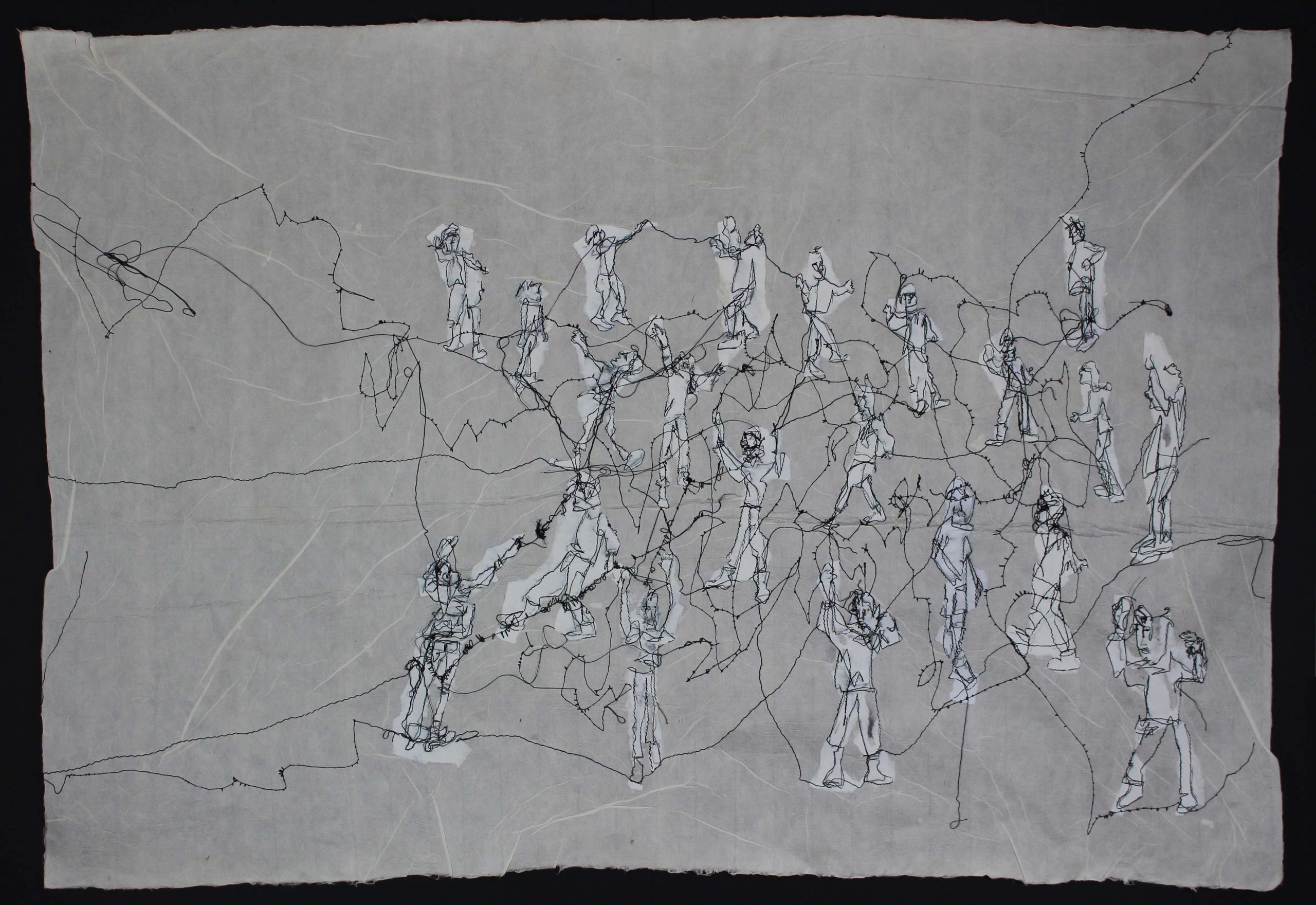 Nanja Heid
Menschengruppe
Nähmaschinenzeichnung auf
handgeschöpftem Echizen Washi-Papier
65 x 93,5 cm, 2019